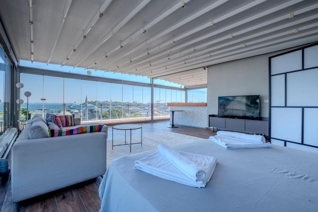 Penthouse: View & Retractable Roof Appartement *